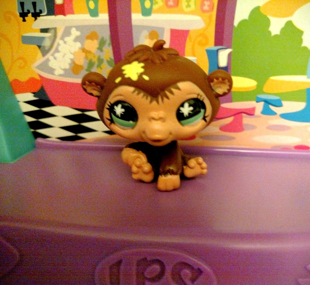 NEW LPS Littlest Pet Shop MONKEY W YELLOW SPLATS PAINT figure figurine toy