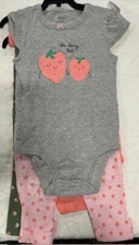 Carters Girls 4 Piece Set Strawberry THE BERRY BEST (GRAY/PINK/GREEN 18M)NWT
