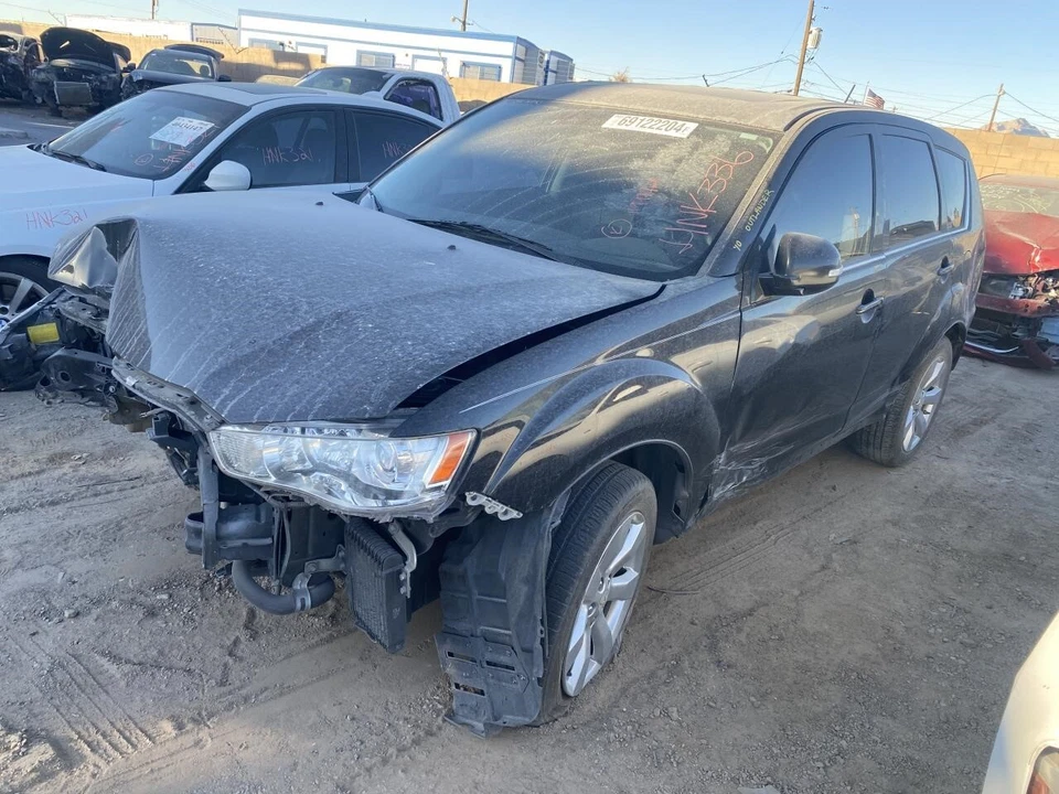 Used Front Left Door Window Regulator Front fits: 2010 Mitsubishi Outlander Fron - Image 2 of 4