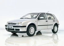 1/18 Volkswagen Golf MK4 four doors China 2004 FAW VW Dealer Discontinued silver
