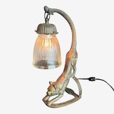 Vintage Cast Iron Crouching Cat Lamp w/ Clear Glass Shade Glowing Green Eyes 15"