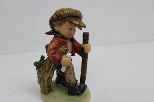 GOEBEL HUMMEL "ON SECRET PATH" (386) TMK5 MINT CONDITION VERY RARE - Imagen 3 de 10