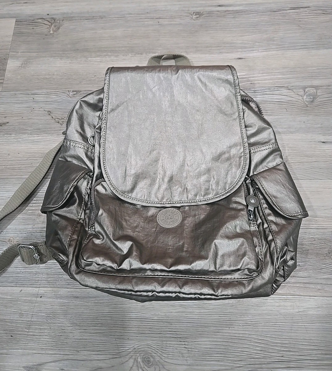 Zaino Kipling in nylon rivestito talpa metallizzato mai portato!
