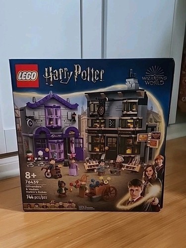 LEGO® Harry Potter™ Ollivanders™ & Madam Malkins Roben # 76439 - NUR KARTON