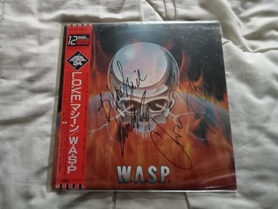 WASP - Love machine ( Japanese Pressing Signed )