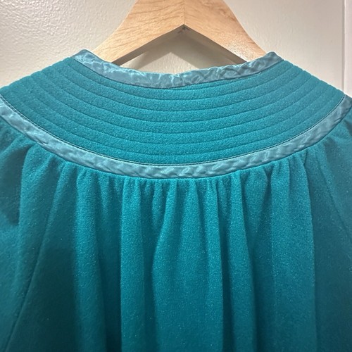 Vtg Adonna Long Robe Womens Medium Teal Blue Quilted Yoke Satin Trim Pockets USA - Picture 3 of 11