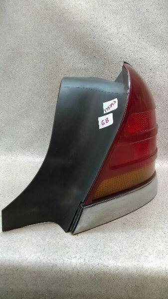 Luz trasera derecha pasajero 4 bombillas para 98-03 FORD CROWN VICTORIA VIC gb-173292 Foto 3 de 4