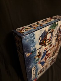 LEGO Creator Expert: Winter Village Market (10235) New Factory Sealed