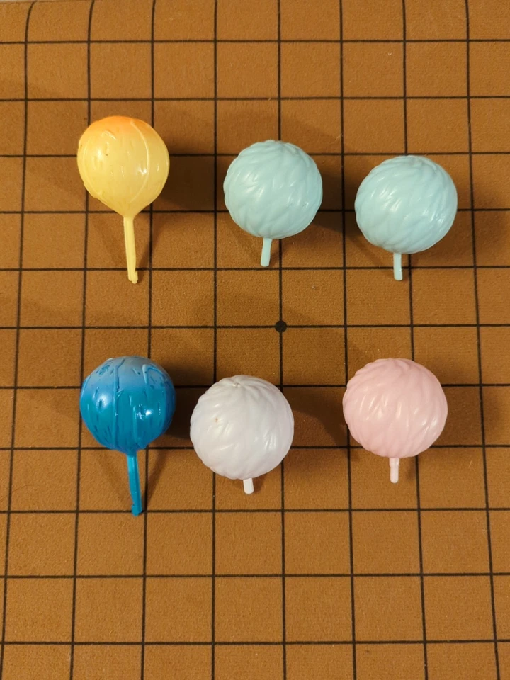 Acessórios oficiais de bonecos de ação Dragon Ball Z: 6 Ki Blast Irwin Toys vintage  - Imagem 2 de 4