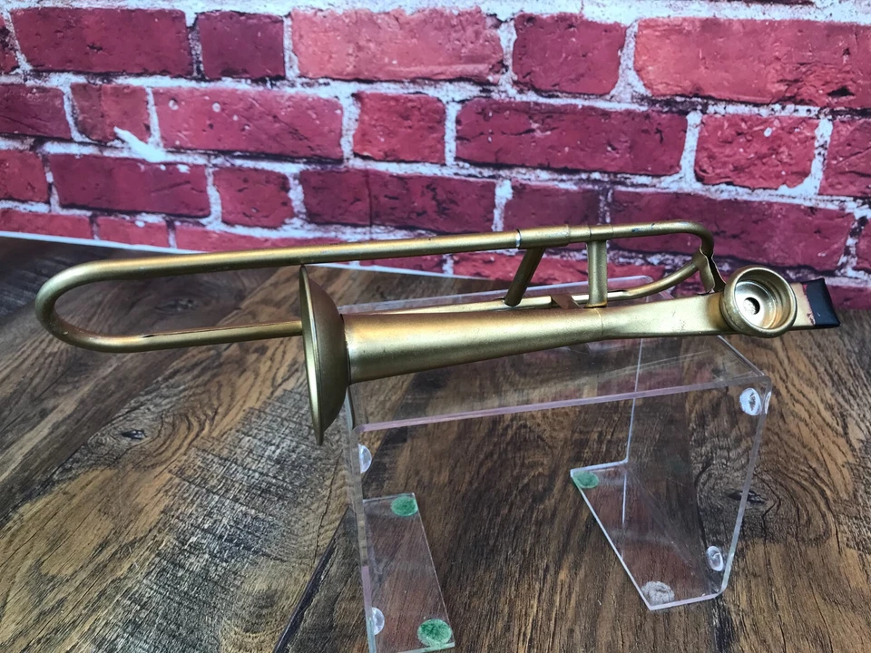 BONITO TROMBÓN PUNTA NEGRA METAL VINTAGE KAZOO de DEL RUBIO TRILLIZOS Estate Foto 2 de 4