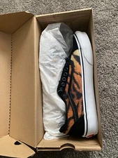 Size 7/8.5W - VANS Old Skool Cheetah