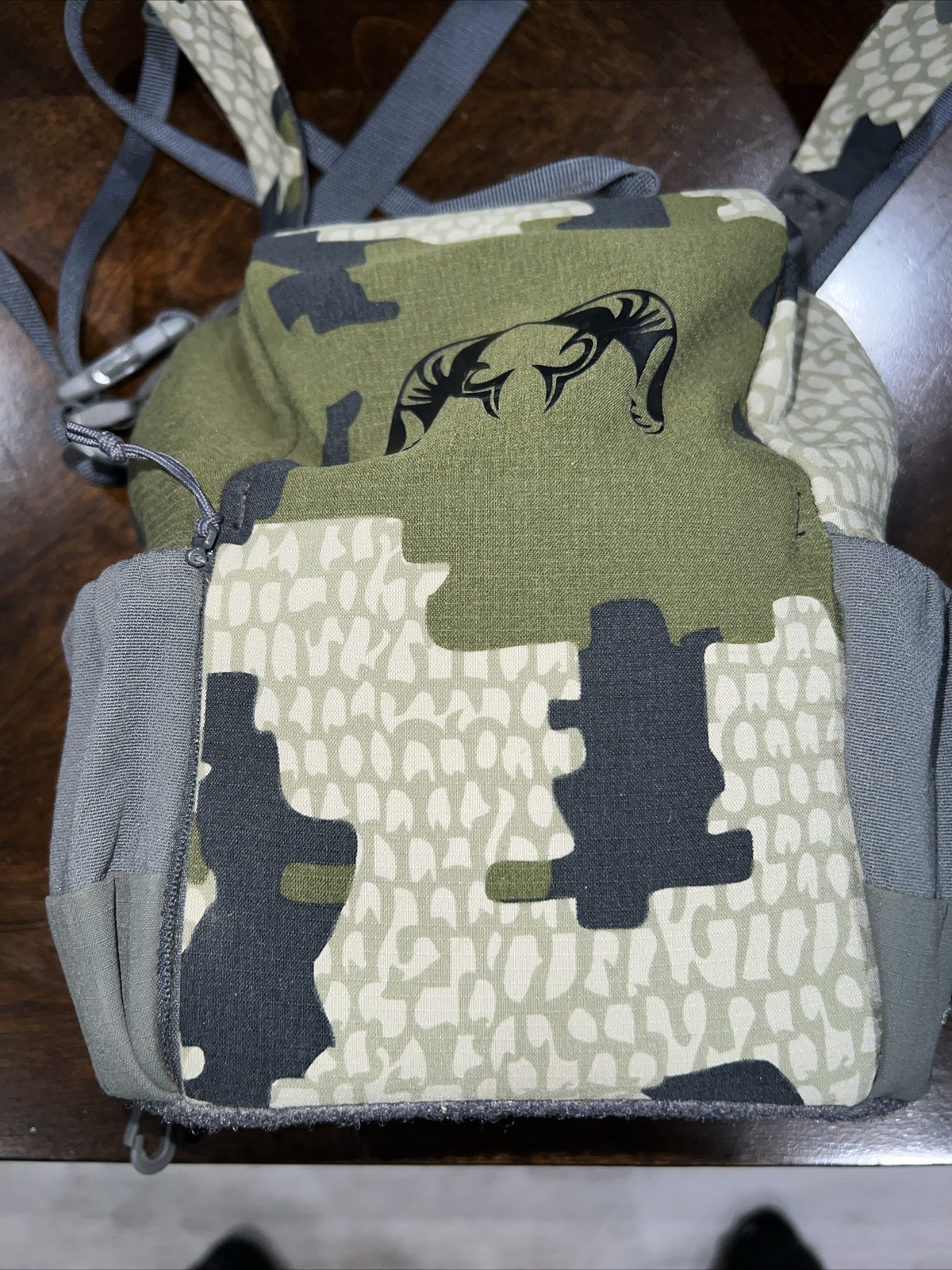 Kuiu Bino Harness and additional pouch; in Kuiu camo eBay