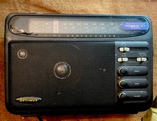 Vtg OPTIMUS Radio Shack High Performance AM FM Portable Radio 12-603A
