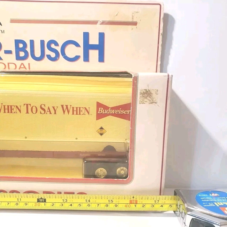 Vintage K-Line 1995 Anheuser Busch Budweiser Tractor Trailer  Train  - Image 2 of 4