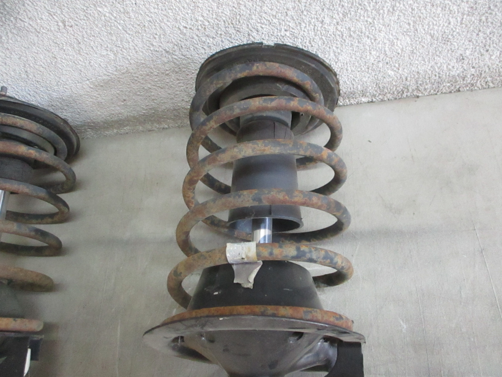 Struts with Spring Maserati Chrysler TC 89 90 91 