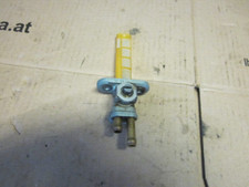 SUZUKI GS 500 E GM51B 1989-00 BENZINHAHN KRAFTSTOFFHAHN AM TANK orig.Suzuki