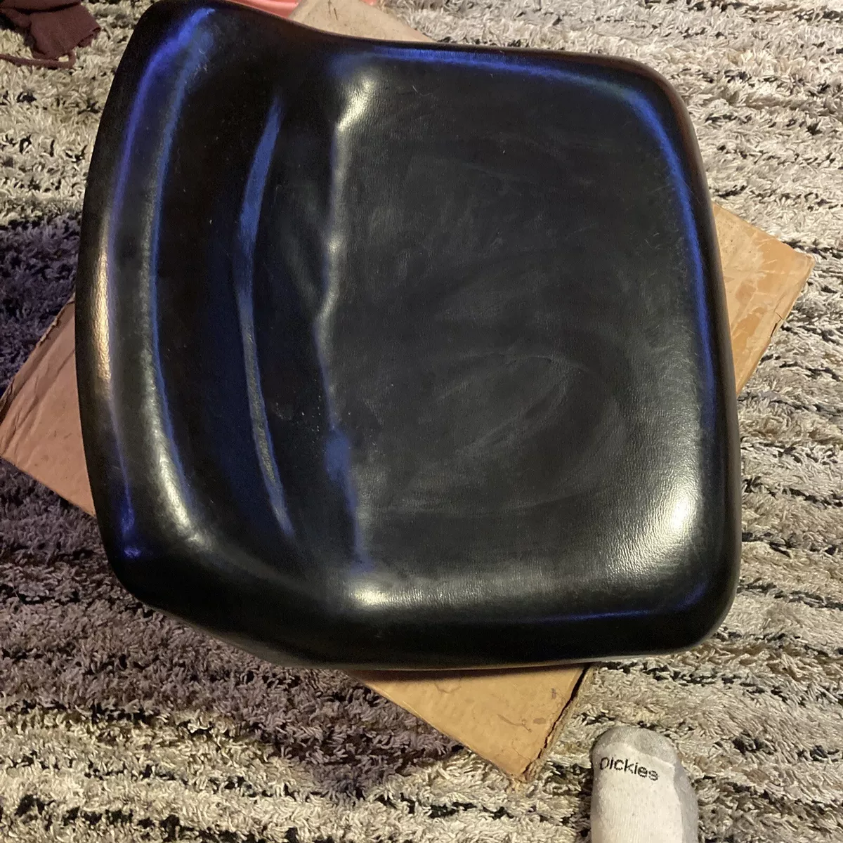 USED Honda 3011 Lawn Mower Seat 81100 763 A01 Nos In Factory Box