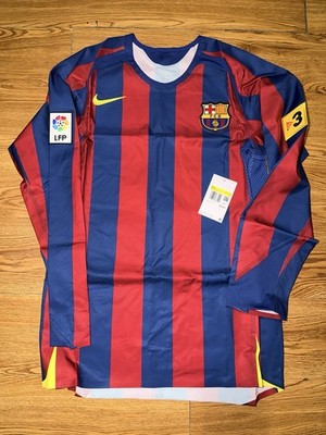 Nike FC Barcelona Re-Issue 2005/06 Ronaldinho #10 Home Jersey