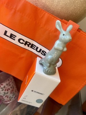 Le Creuset Spring Pie Hase Kaninchen Trichter Meersalz grün salbeigrün (NEU)