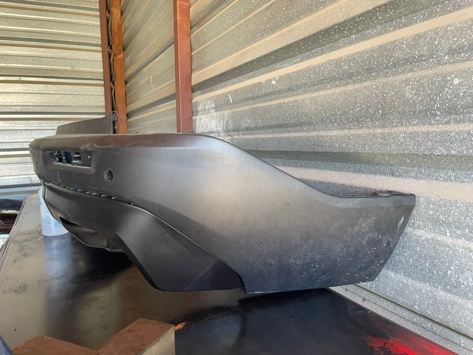 Задний бампер 2025 Chevrolet Traverse от оригинального производителя, оригинальный цвет, - Изображение 4 из 4