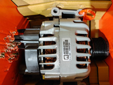 Alternatore 150A adatto a Mercedes-Benz Sprinter/Classe C W204/Classe E W212 1.8 Benzina