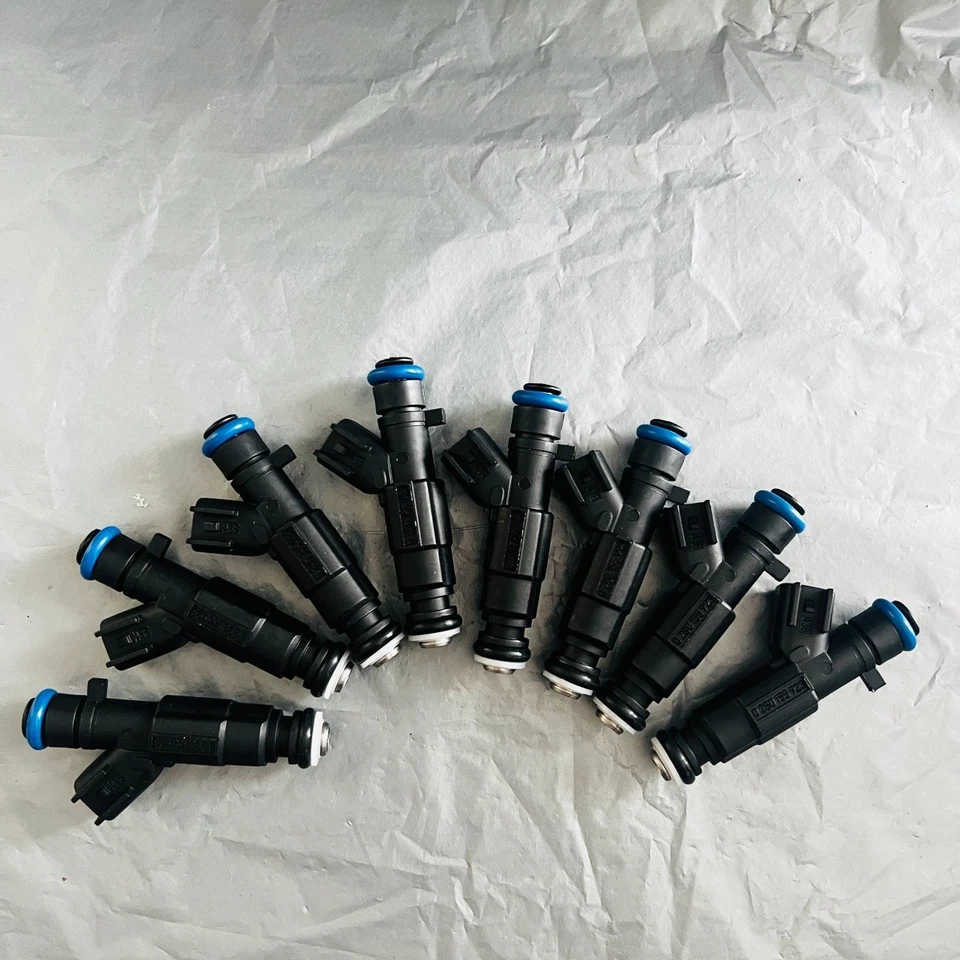 Inyectores de combustible Bosch nuevos 8 piezas para Cadillac Deville 2001-2005 4,6 L V8 Foto 2 de 4