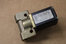 Burkert, Model 450619 manual, 2-Way Solenoid Valve 120V 3/8"