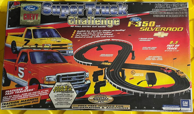 LIFE-LIKE HO - Super Truck Challenge - Racing Set