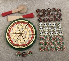 Melissa Doug Wooden Pizza Party Play Set Slices Toppings Plate Cutter