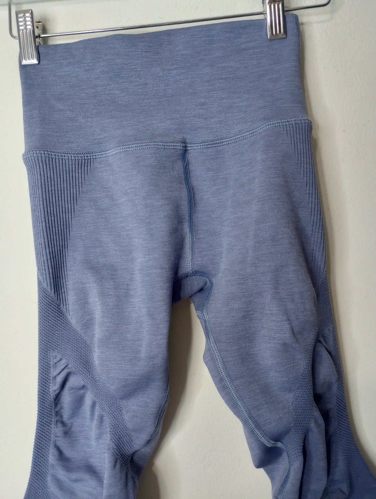 Small Alphalete Compression 7/8 Leggings French Blue Gem