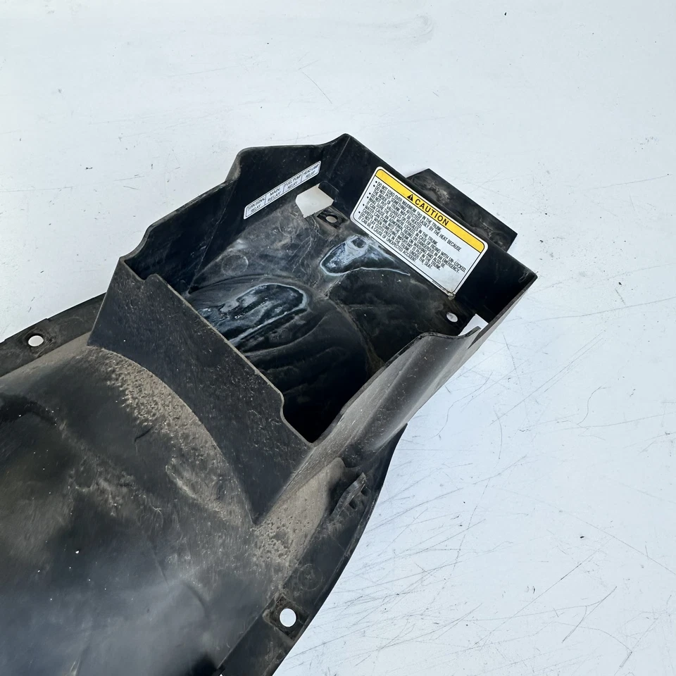 Guardabarros trasero de plástico Hyosung GT250 250 2013 bajo bandeja cubierta protector Foto 3 de 4