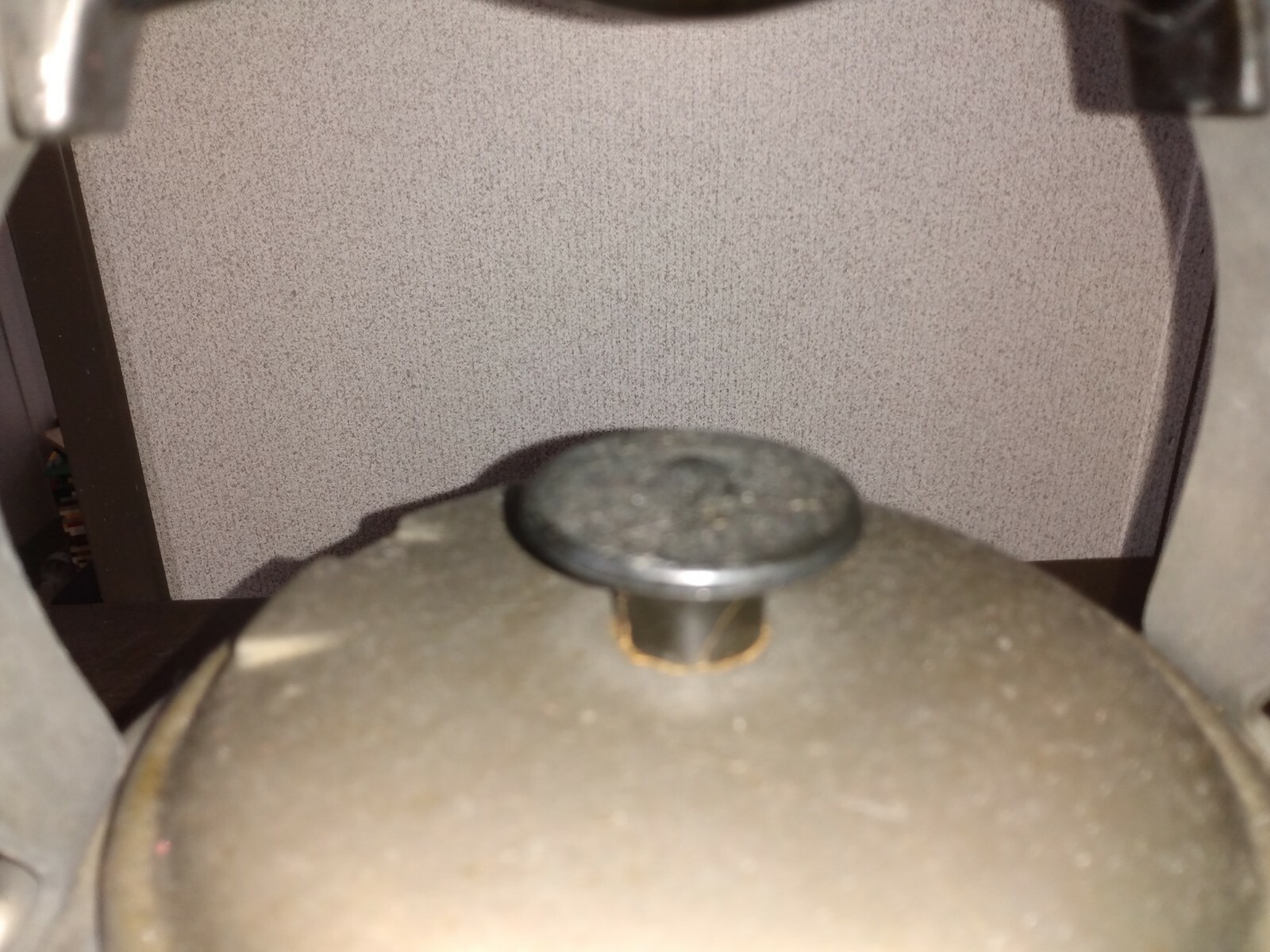 CALPHALON TEA KETTLE MADE IN IRELAND TRADITIONAL STYLE WOOD