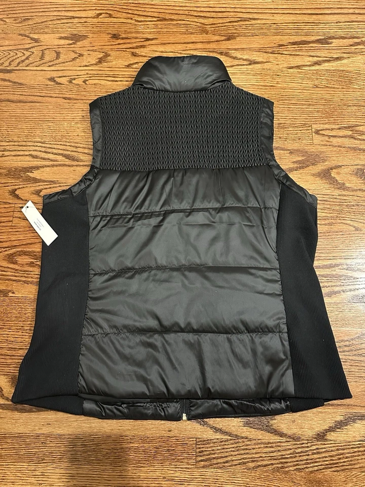 Kenneth Cole New York Puffer Black Vest W/Gold Zippers Women’s Size 2X NWT - Image 2 of 4