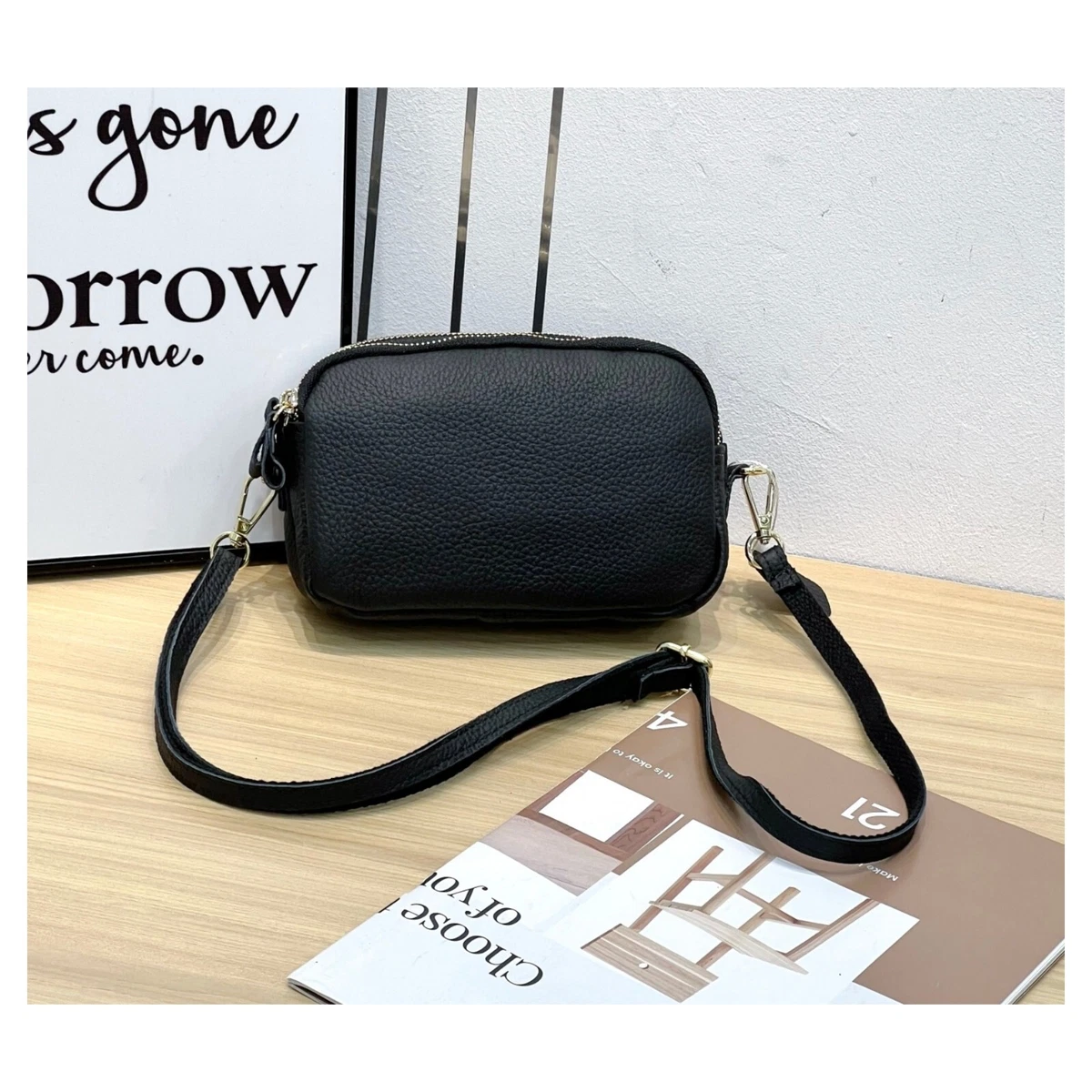 Small bag with compartments hotsell