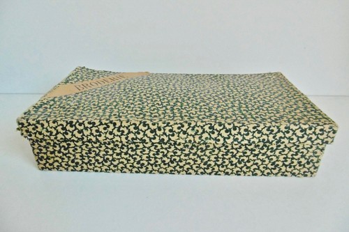 JOUET ANCIEN - COFFRET BRODERIE - AVEC PLUSIEURS ACCESSOIRES D'ORIGINE - Picture 8 of 10