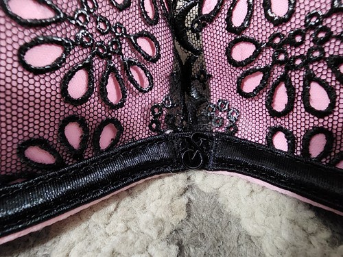 Victoria's Secret Sexy Little Things 36B Lace underwire pushup padded Bra - Picture 6 of 9