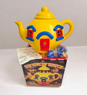 Bluebird 1981 große gelbe Teekanne Spielset, Originalkarton & etwas Zubehör