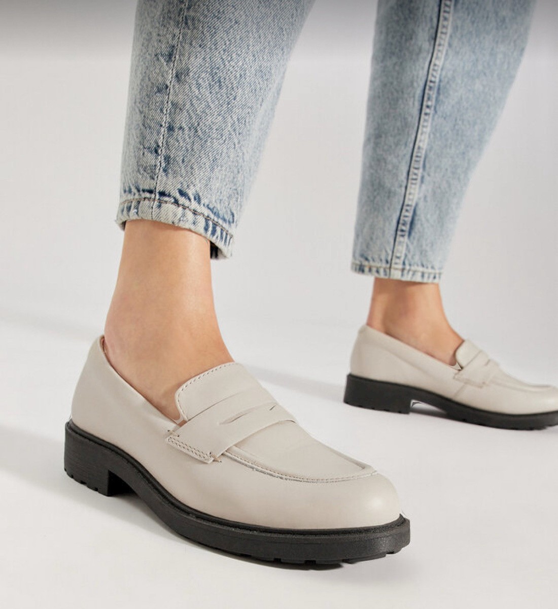 Clarks Ladies ORINOCO Penny Ivory Leather Loafer Shoes Uk D