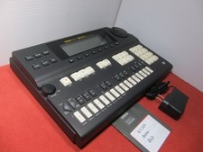 Yamaha QY300 Music Sequencer Sound Module Tested Very Good w/ power supply