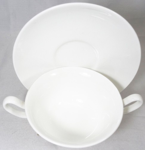 TRADICIONAL BLANCO por Wedgwood Crema Sopa y Soporte NUEVO NUNCA USADO Hecho en Inglaterra - Imagen 4 de 11
