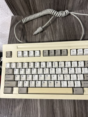 FKB4870 SERIES keyboard FCC ID:C9SKB4870 #o5 - Picture 5 of 7