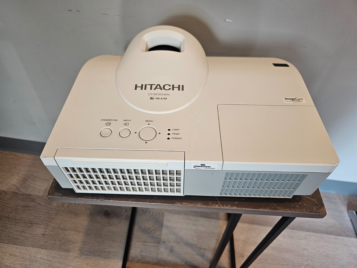 Hitachi CP-BX301WN 3200-Lumen XGA Short-Throw LCD Projector with