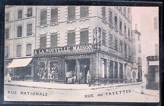CPA VILLEFRANCHE sur SAONE Devanture magasin de confection La Nouvelle Maison