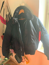 Alpha Industries Herren Bomberjacke Schwarz G...