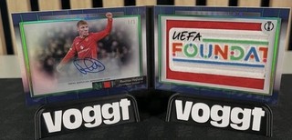 2024 25 Topps Museum Rasmus Hojlund 1/1 Booklet Patch Auto Manchester United