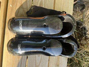 Century Martial Art Sparring Shoes only worn one  time size 13/14