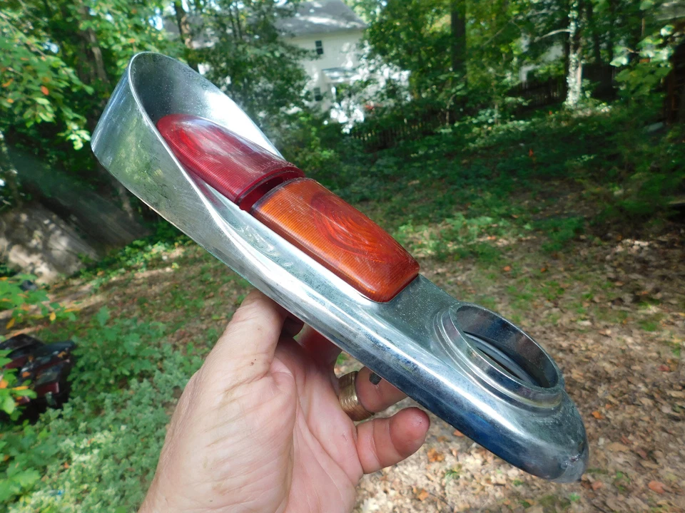 Luz Trasera Original Lucas L587 Humber Hawk Super Snipe **Muy RARA** Foto 2 de 4