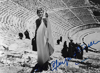 Christopher Plummer ''King Oedipus'' autograph signed 18x24 cm picture B/W