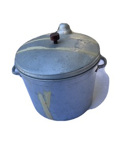 baby bottle sterilizer pot