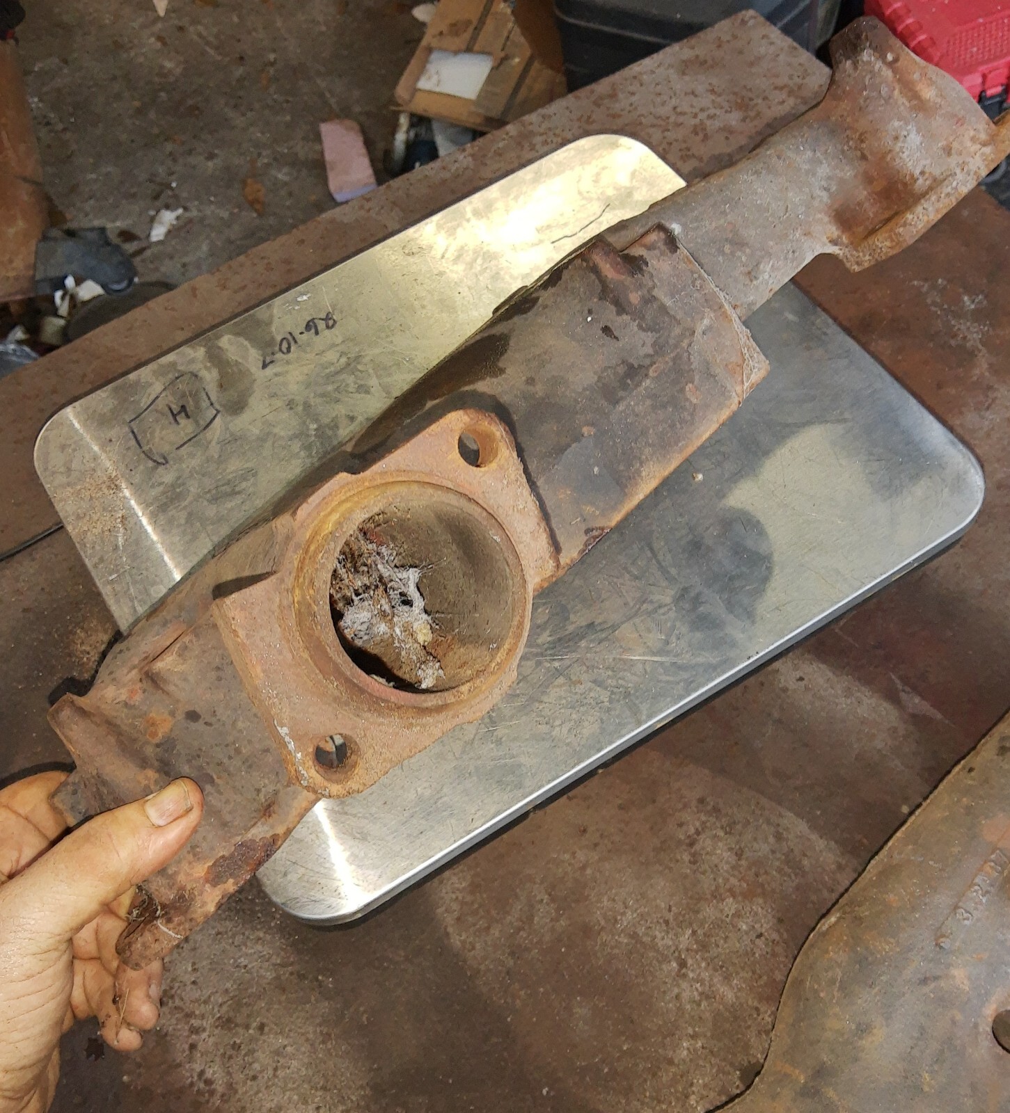 Chrysler Dodge MOPAR 440 Exhaust Manifold 4041468 D05110 for sale